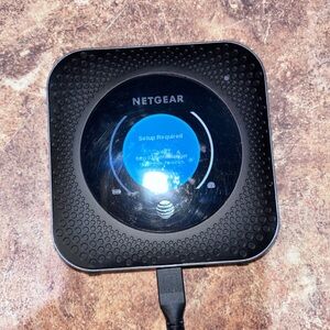 NETGEAR Portable Wi‑Fi Hotspot Steel Grey